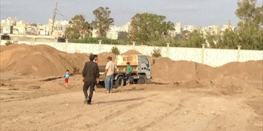 انطلاق ورشة اعادة تاهيل ملعب حيفا في مخيم الرشيدية