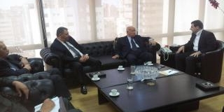 الاغا يبحث مع ابو فاعور اوضاع اللاجئين الفلسطينيين في لبنان