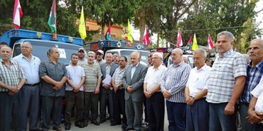 حزب الله سلم مساعدات غذائية للنازحين السوريين والفلسطينيين في مخيم البص