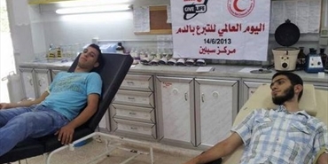 حملة تبرع بالدم للهلال الاحمر الفلسطيني