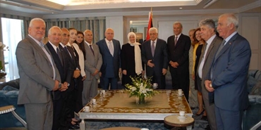 الرئيس محمود عباس استقبل النائب بهية الحريري ووفدا صيداويا