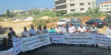 الفصائل الفلسطينية تقاطع حفل تخريج طلاب معهد البارد احتجاجاً على سياسة الأونروا
