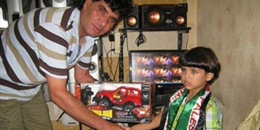 فوز الطفل تامر احمد راحيل بمسابقة اجمل طفل في مخيم عين الحلوة‎