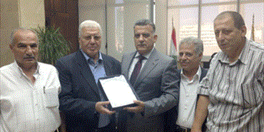 إبراهيم يبحث واللجان الفلسطينية النزوح الى المخيمات