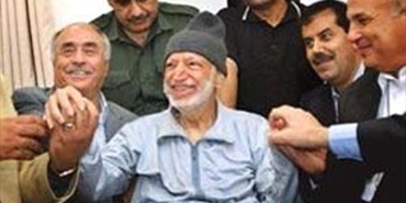 بعد الكشف عن مقتل عرفات مسموماً...أهالي مخيم عين الحلوة يطالبون عباس بوقف المفاوضات فوراً