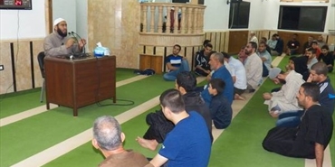محاضرة لفضيلة الشيخ حسن ذياب بمناسبة ذكرى عاشواء في مخيم الرشيدية