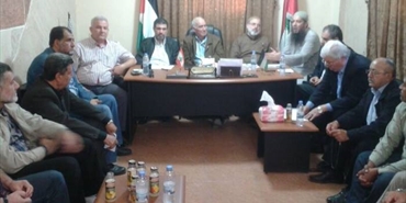 القيادة السياسية للقوى والفصائل الفلسطينية ترفض توجيه اصابع الاتهام إلى المخيمات وتدين تفجير بئر حسن