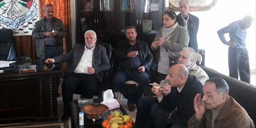 وفد إقليم القدس لحركة فتح يزور مخيمات صيدا