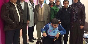 طفلان فلسطينيان من عين الحلوة يتلقيان العلاج المجاني في اسبانيا