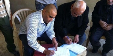 الاتحاد النسائي يسلم معدات لصالح مخيم برج الشمالي