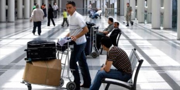 البارد: تحريض الشبان على الهجرة