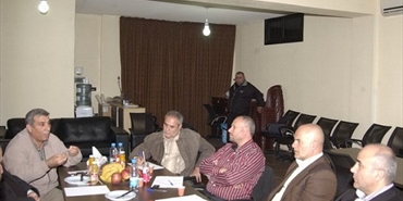 فتح تبحث مع أمل توطيد العلاقات بين مخيمات الفلسطينيين وجيرانهم اللبنانيين