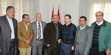 فيصل كرامي يلتقي وفد «منظمة التحرير»