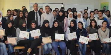 رابطة بيت المقدس تكرم المتفوقين في ثانوية الجليل في بيروت