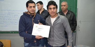 رابطة بيت المقدس تكرم المتفوقين في عين الحلوة‏