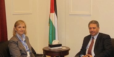 دبور بحث مع ديسمور أوضاع المخيمات الفلسطينية بلبنان