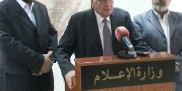 وفد من حماس يبحث مع وزير الإعلام اللبناني الأوضاع الفلسطينية
