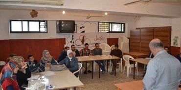 وكالة وفا وبتعاون مع تواصل تنظم ورشة عمل صحفية في منطقة صور