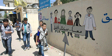 الهاجس الأمني يحجب الفرحة بالمصالحة الفلسطينية ومخيمات لبنان تنتظر تطبيق “اتفاق غزة”