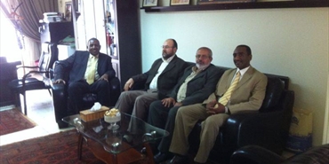 بركة يلتقي سفير السودان في لبنان تأكيد على دعم المصالحة الفلسطينية