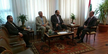 وفد من حماس زار وزير العدل وبحث معه قضايا المطلوبين والنازحين