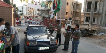 حاجز محبة لمجموعة نابلس الكشفية على مدخل مخيم برج الشمالي بذكرى النكبة