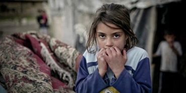 لبنان يمهل اللاجئين الفلسطينيين بسوريا شهراً لتسوية أوضاعهم