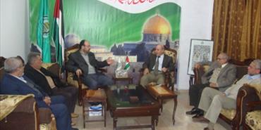 ممثل حماس يستقبل وفداً من الجبهة الديمقراطية التأكيد على تنفيذ إتفاق المصالحة وتشكيل قيادة موحدة في لبنان