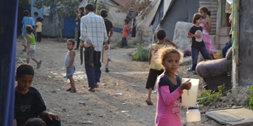 بعد منعهم من الحياة فيه، لبنان يمنع فلسطينيي سورية من الموت على أراضيه