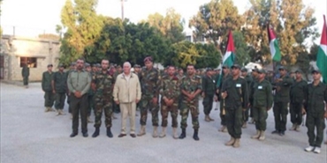 اللواء صبحي أبو عرب يتفقد دورة العودة العسكرية