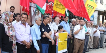 الفصائل الفلسطينية والقوى الإسلامية تنفذ اعتصاماً تضامنياً مع الاسرى في عين الحلوة‎