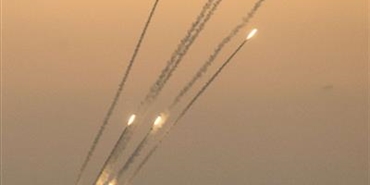 المقاومة الفلسطينية تفرض معادلتها على العدو تحوّلات ميدانية برّاً.. بحراً.. وجوّاً