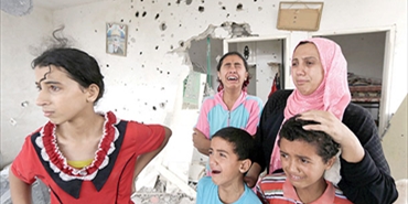 "إسرائيل" تنسحب من غزة.. بعد مقتل أكثر من 1880 فلسطينيا ونزوح ربع مليون