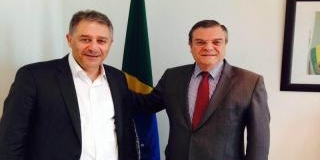 دبور يزور سفير البرازيل