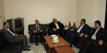 "الجهاد الإسلامي" تستقبل المهنئين بانتصار غزة