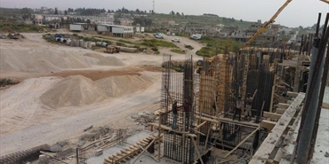 وفد الدول المانحة في مخيم نهر البارد