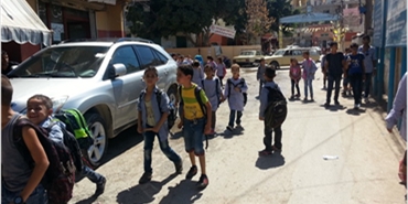 2300 طالب في مدارس مخيم الرشيدية