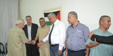 حركة حماس تقيم لقاء معايده في مخيم البص بمناسبة عيد الاضحى