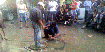 الصرف الصحي يغرق حي الزيب في «عين الحلوة»