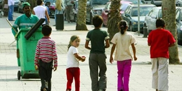 عائلة من شاتيلا تتسول: "هذا قدرنا"