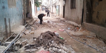 انهيار صخري في عين الحلوة يودي بحياة عامل