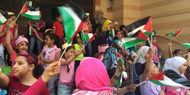 نشاط ترفيهي للأطفال في مخيم عين الحلوة