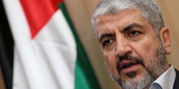 مشعل: منع الأذان في القدس لعب بالنار