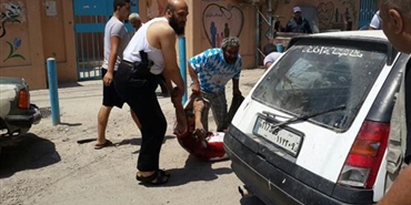 السفير: «عين الحلوة» الفتنة تتسلل من اغتيال الأردني