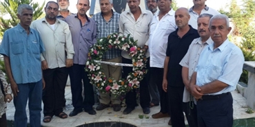 وضع إكليل على أضرحة النصب التذكاري للشهداء في «عين الحلوة»