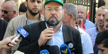 بركة: مخطط تقسيم الأقصى لن يمر إلا على أجسادنا..