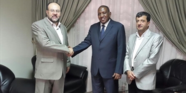 بركة يبحث مع السفير السوداني في بيروت الأوضاع داخل فلسطين المحتلة