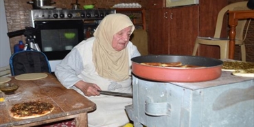 فرنيّة أم أكرم بنكهة فلسطينية