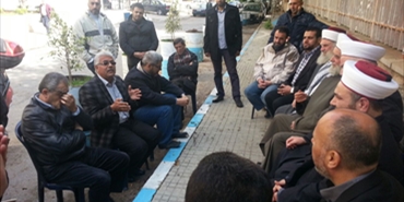 رابطة علماء فلسطين تزور الاعتصام امام مقر الاونروا : ندعم التمسك بالمطالب والحقوق ونرفض التراجع والتنازل