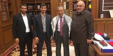 منظمة الثقافة الفلسطينية تلتقي رئيس الوزراء الماليزي
